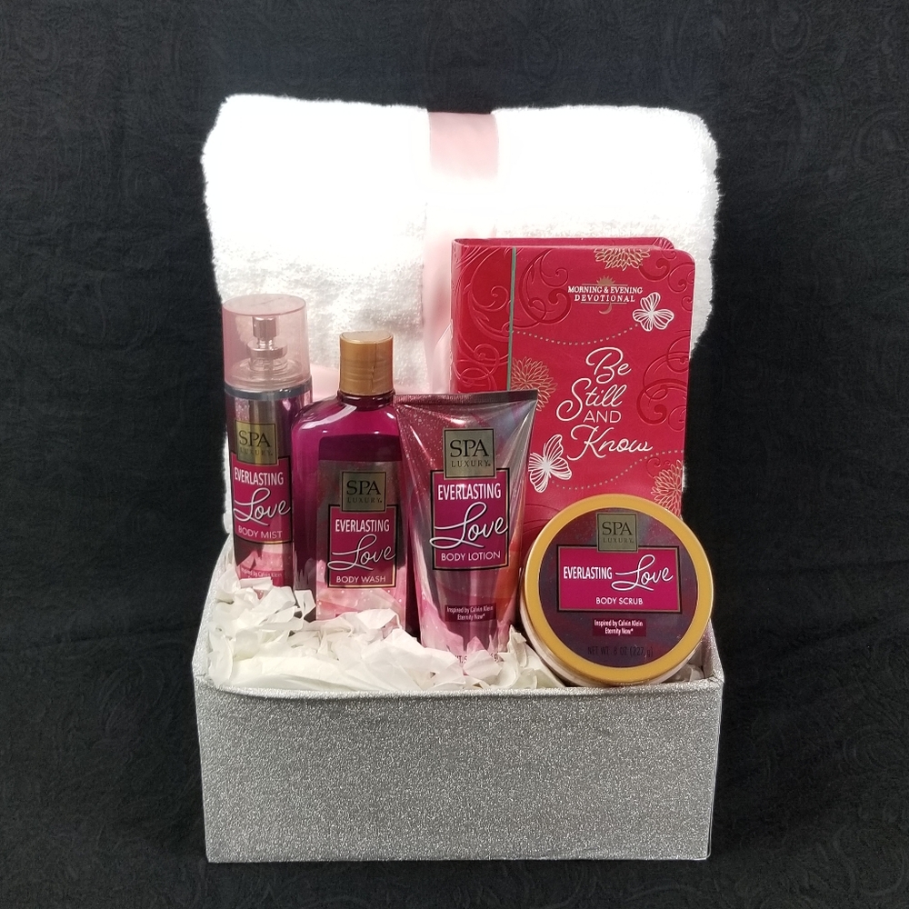 Gift Set! - Picture 3 of 3